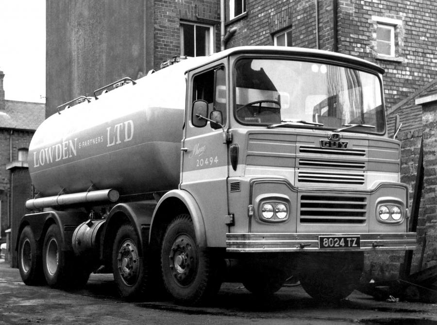  Guy Big J-8 Tanker 1964 года  (фото 1 из 2)